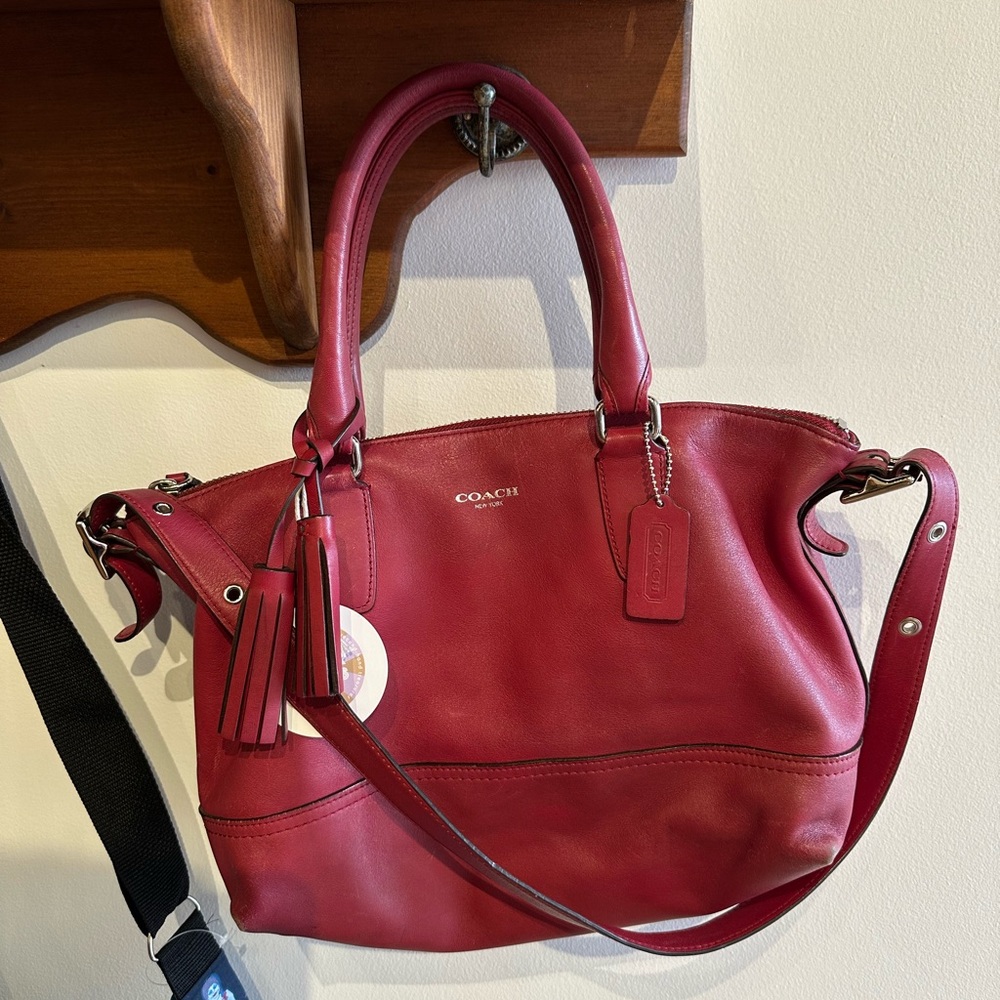 SOLD!! Coach Red Leather Shoulder Bag with removable crossbody strap